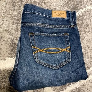 Women’s 00R Abercrombie Boyfriend Straight Jean